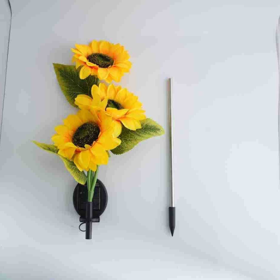 Solar Powered LED Flower Lawn Lamp