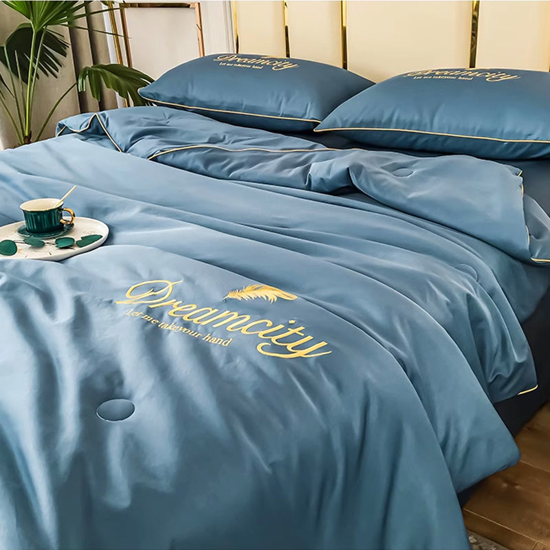 🔥Hot Sale 49% Off🎁 Stay Cool This Summer! 🛏️ Ultra-Light Ice Silk Quilt ❄️Free Shipping