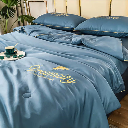 🔥Hot Sale 49% Off🎁 Stay Cool This Summer! 🛏️ Ultra-Light Ice Silk Quilt ❄️Free Shipping