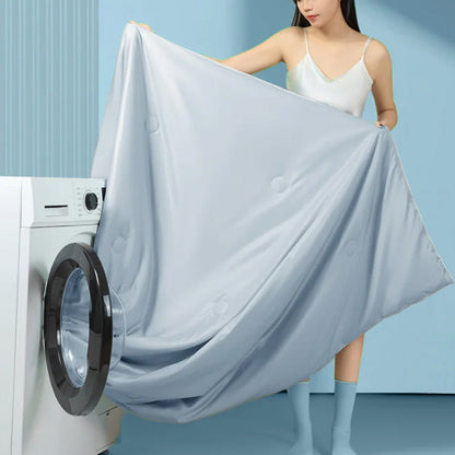 🔥Hot Sale 49% Off🎁 Stay Cool This Summer! 🛏️ Ultra-Light Ice Silk Quilt ❄️Free Shipping