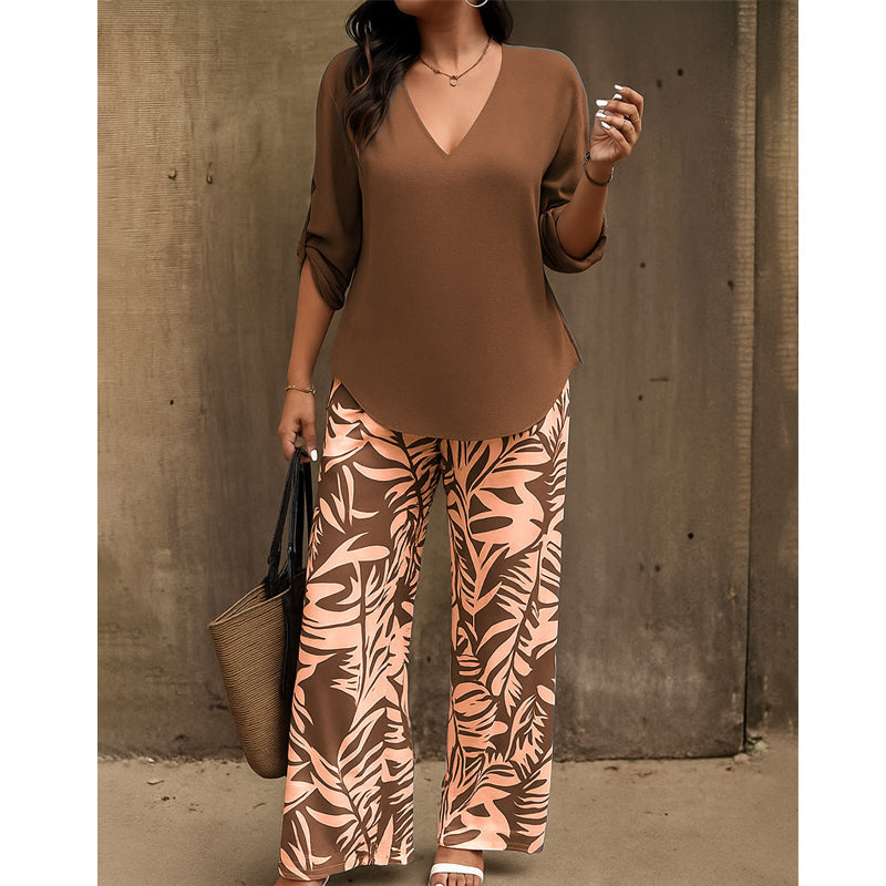 🥳2026 HOT SALE 50% OFF! 🥳 💞Women's V-Neck Blouse & Printed Wide-Leg Pants Set
