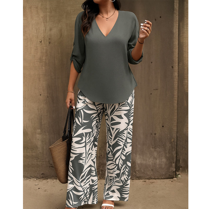 🥳2026 HOT SALE 50% OFF! 🥳 💞Women's V-Neck Blouse & Printed Wide-Leg Pants Set